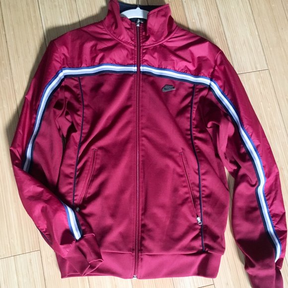 nike division poly track top